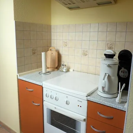 Lehmann, Ursel Apartment