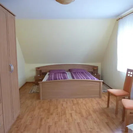 Lehmann, Ursel Apartment