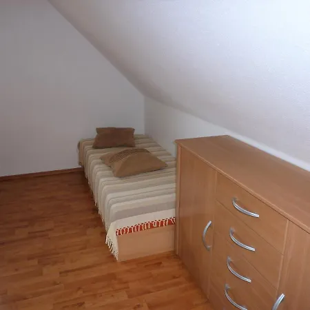 Apartment Lehmann, Ursel Burg Kauper