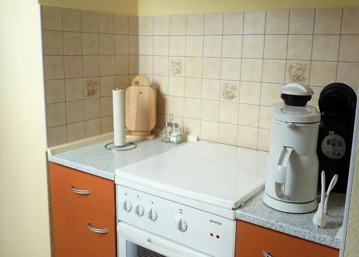 Lehmann, Ursel شقة