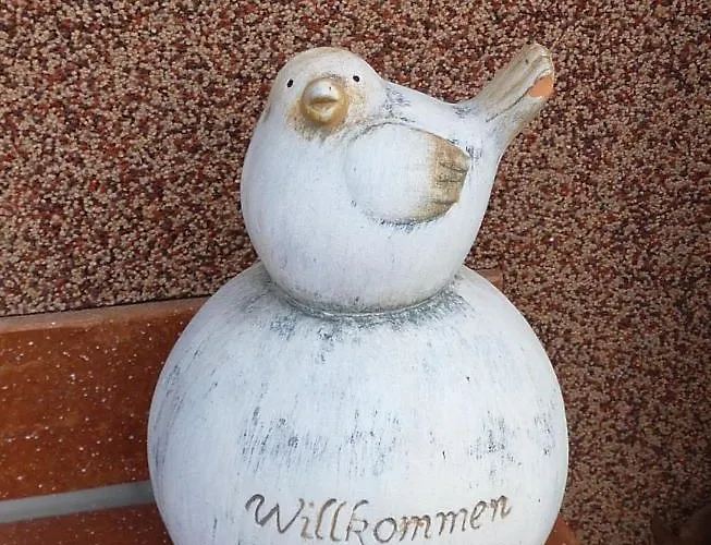 شقة Lehmann, Ursel